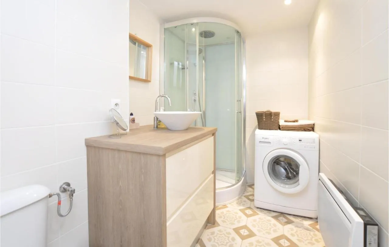 Amazing Apartment In Mandelieu-La-Napoule
